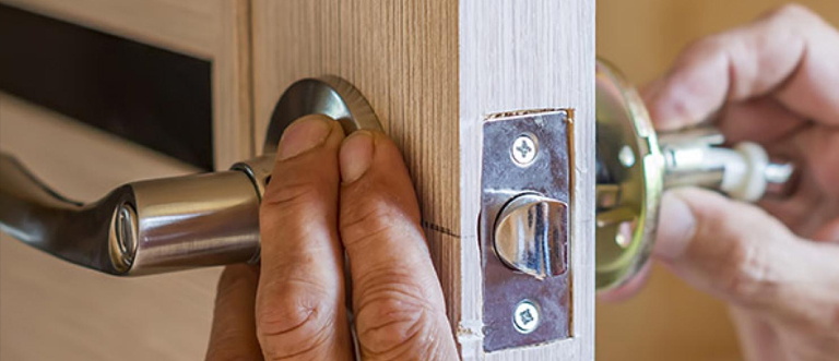 24 hour residential locksmith Westlake Village